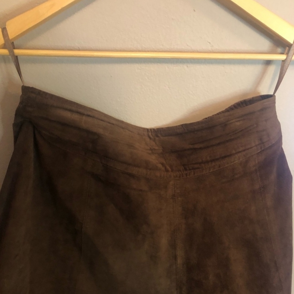 Elegant Chocolate Brown A-Line Midi Suede Skirt